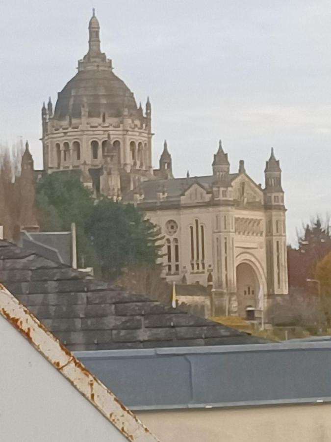 Apartamento La Belle Vue Lisieux Exterior foto